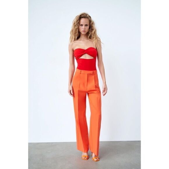 NWT Zara Sweetheart Neckline Off-the-Shoulder Bodysuit with Knot in Red, Small - Picture 2 of 14